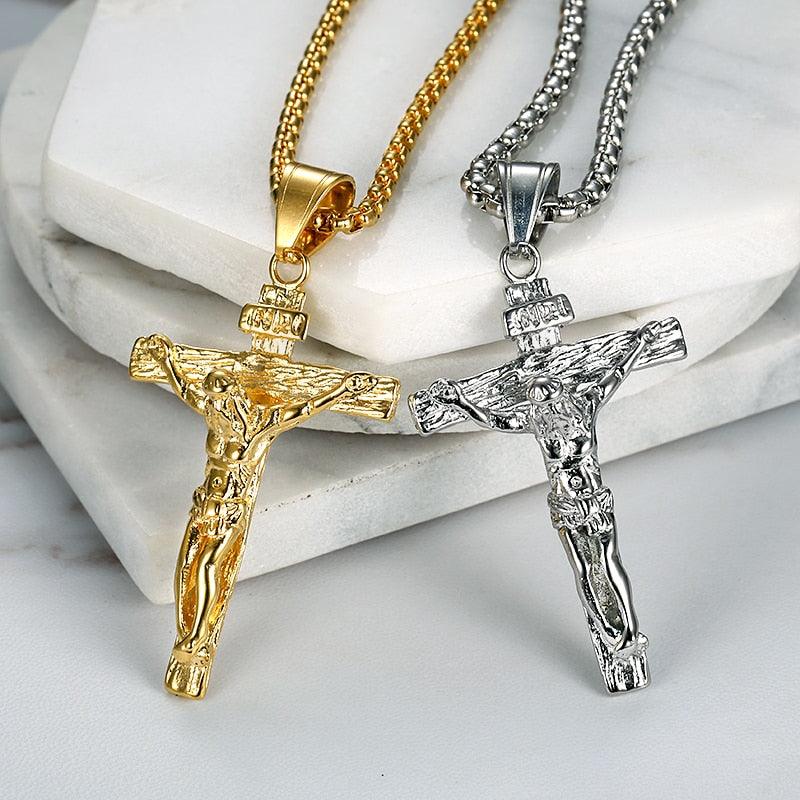 Pingente Jesus na Crucificado + Corrente de BRINDE! - ICE BRO JOIAS