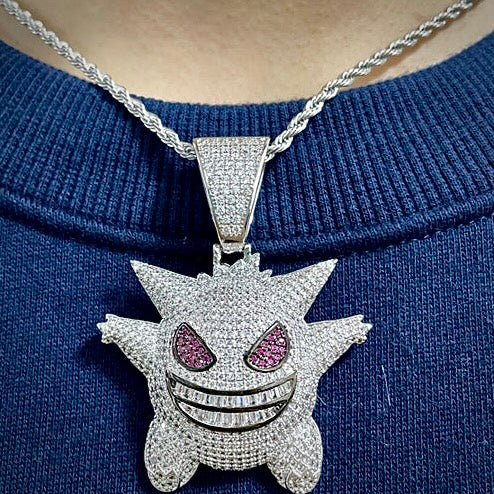 Pingente Gengar, cravejado a mão de verdade. Com Corrente Rope de brinde - Peça Premium (resistente à água) - ICE BRO JOIAS