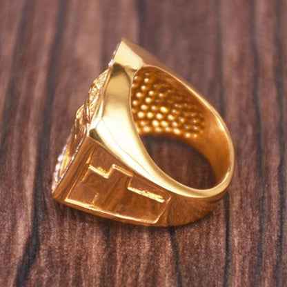 Anel Cravejado Jesus 18k - ICE BRO JOIAS