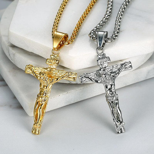 Pingente Jesus na Crucificado + Corrente de BRINDE! - ICE BRO JOIAS
